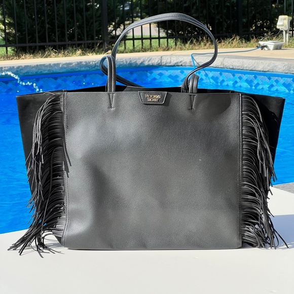 NWOT Victoria's Secret Black Vegan Leather Suede Like Fringe Purse - Picture 2 of 5